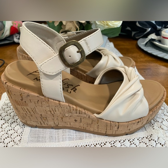 Blowfish Womens Brasha Wedge Sandals Shoes 8 Medium - Picture 4 of 10